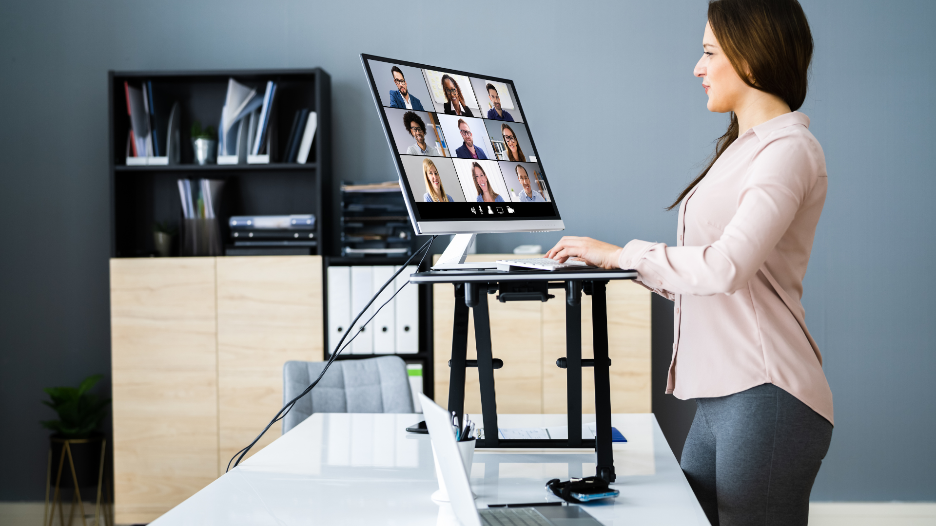 Best Standing Desk Converters for Small Spaces